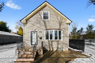 2510 E 109th Street, Chicago, IL 60617