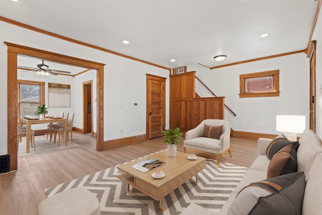 1835 W 3rd Street, Waterloo, IA 50701