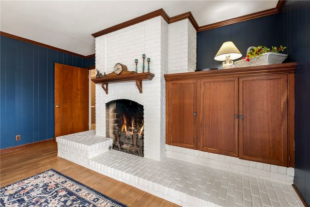 115 S Garrett Street, Siloam Springs, AR 72761