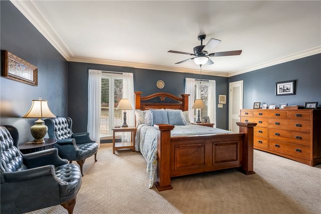 115 S Garrett Street, Siloam Springs, AR 72761