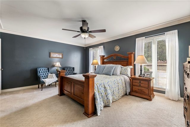 115 S Garrett Street, Siloam Springs, AR 72761