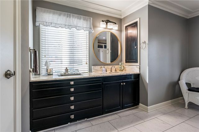 115 S Garrett Street, Siloam Springs, AR 72761