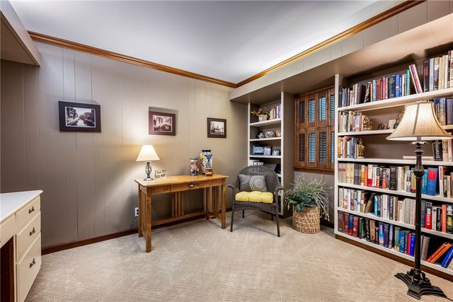 115 S Garrett Street, Siloam Springs, AR 72761