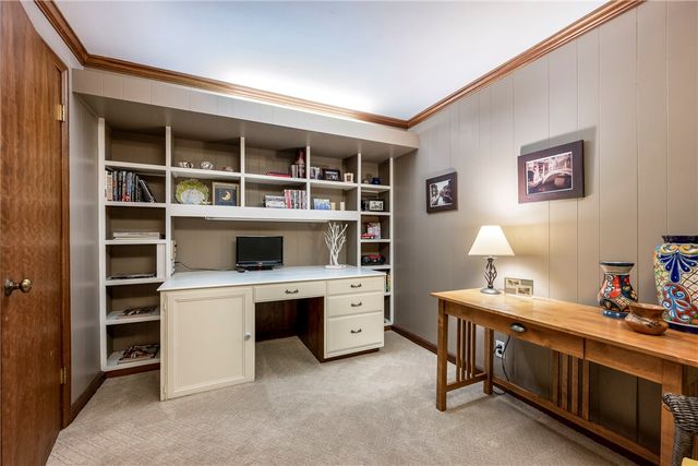 115 S Garrett Street, Siloam Springs, AR 72761