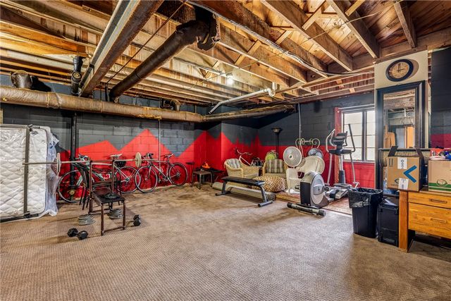 115 S Garrett Street, Siloam Springs, AR 72761