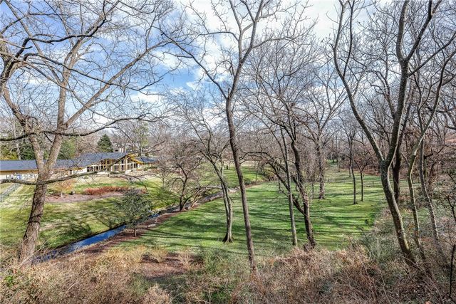 115 S Garrett Street, Siloam Springs, AR 72761