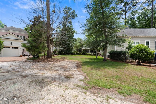 5 Bishop Road, Beaufort, SC 29906