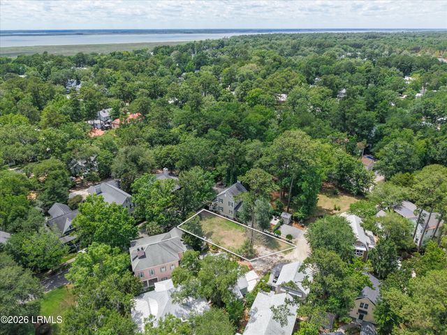 5 Bishop Road, Beaufort, SC 29906