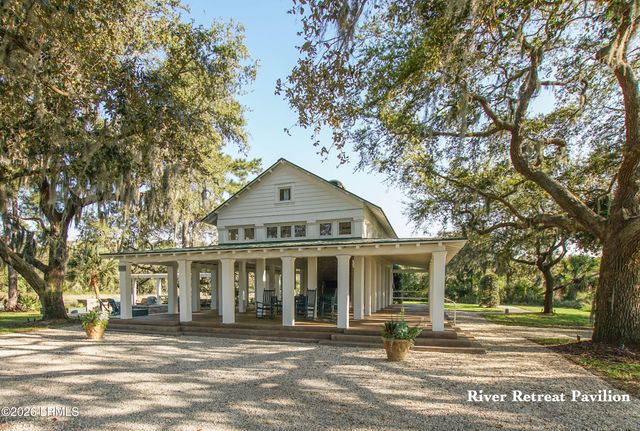 5 Bishop Road, Beaufort, SC 29906