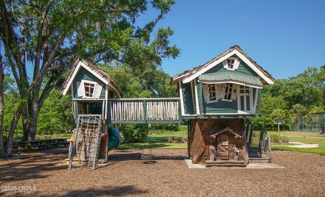 5 Bishop Road, Beaufort, SC 29906