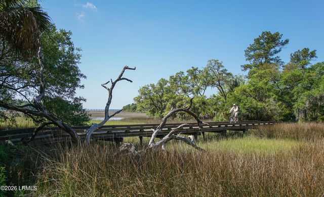 5 Bishop Road, Beaufort, SC 29906