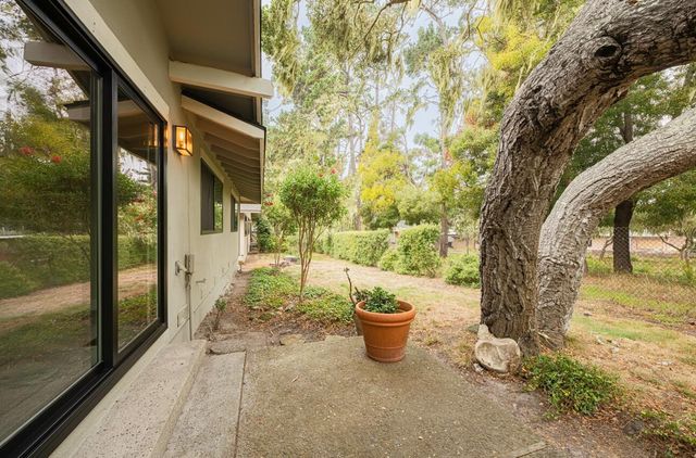 52 Country Club, Pacific Grove, CA 93950