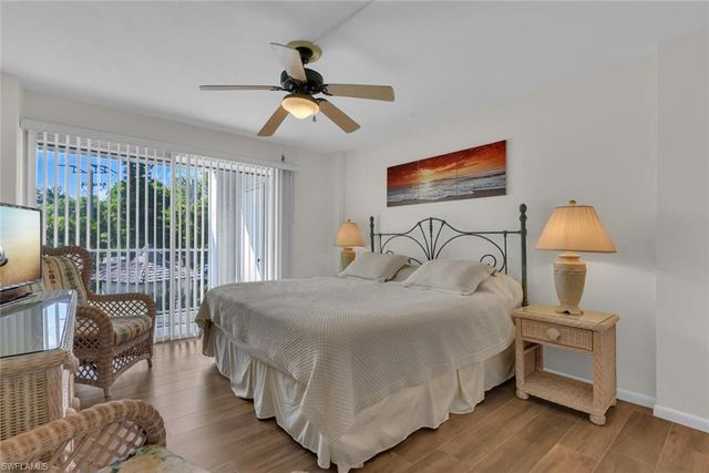 1300 Gulf Shore BLVD N 205, Naples, FL 34102
