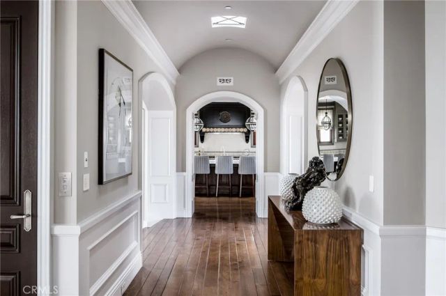 500 N Poinsettia Avenue, Manhattan Beach, CA 90266