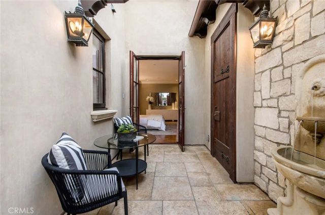 500 N Poinsettia Avenue, Manhattan Beach, CA 90266