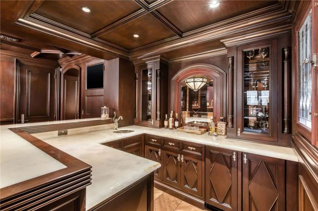 500 N Poinsettia Avenue, Manhattan Beach, CA 90266