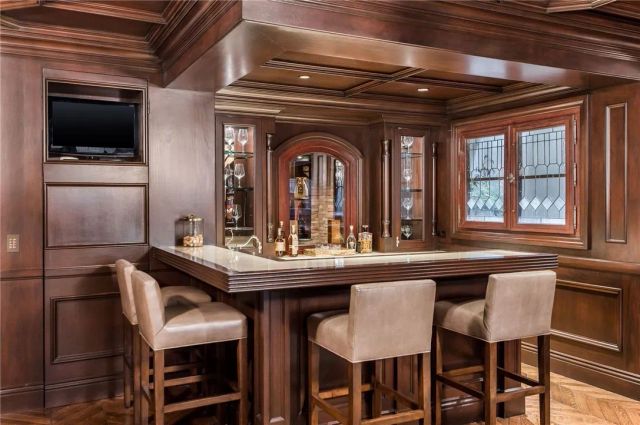 500 N Poinsettia Avenue, Manhattan Beach, CA 90266