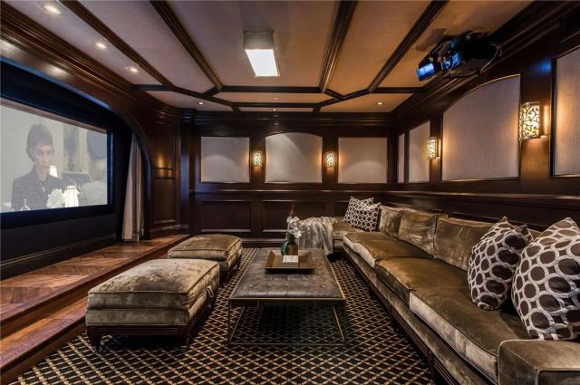 500 N Poinsettia Avenue, Manhattan Beach, CA 90266