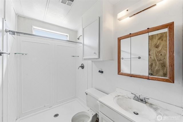 32711 Commission Avenue, Black Diamond, WA 98010