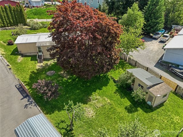 32711 Commission Avenue, Black Diamond, WA 98010