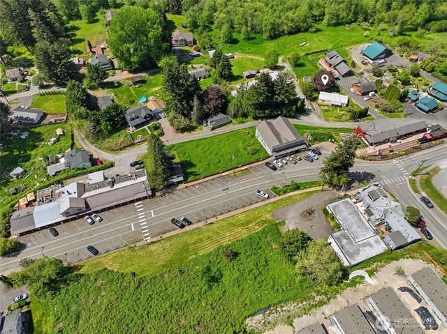 32711 Commission Avenue, Black Diamond, WA 98010