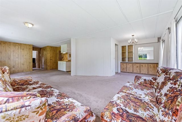 32711 Commission Avenue, Black Diamond, WA 98010