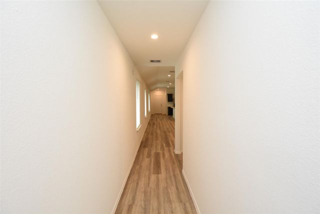 12218 Deep Stream Ln, Houston, TX 77067