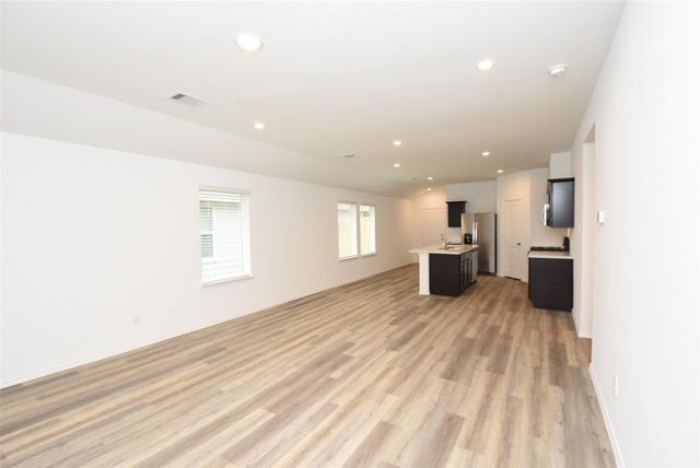 12218 Deep Stream Ln, Houston, TX 77067