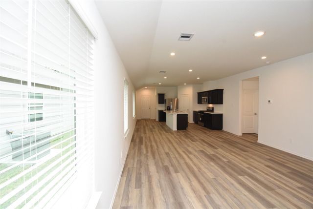 12218 Deep Stream Ln, Houston, TX 77067