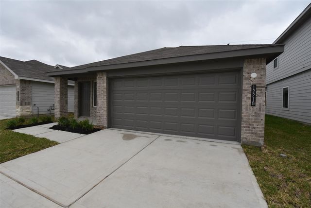12218 Deep Stream Ln, Houston, TX 77067