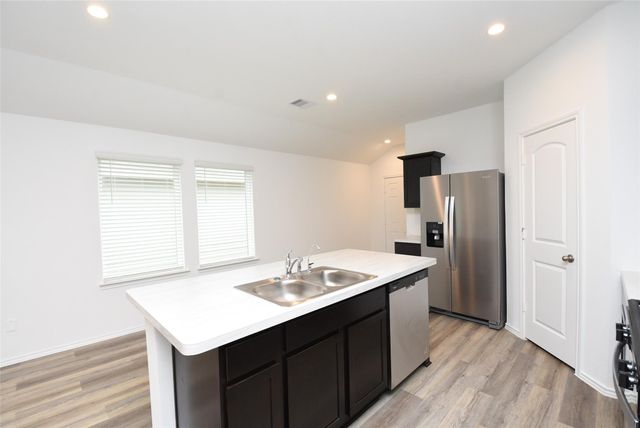 12218 Deep Stream Ln, Houston, TX 77067