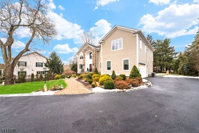 159 Sand Spring Rd, Harding Twp., NJ 07960