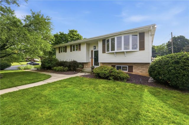 32 Robert Drive, Allentown City, PA 18104