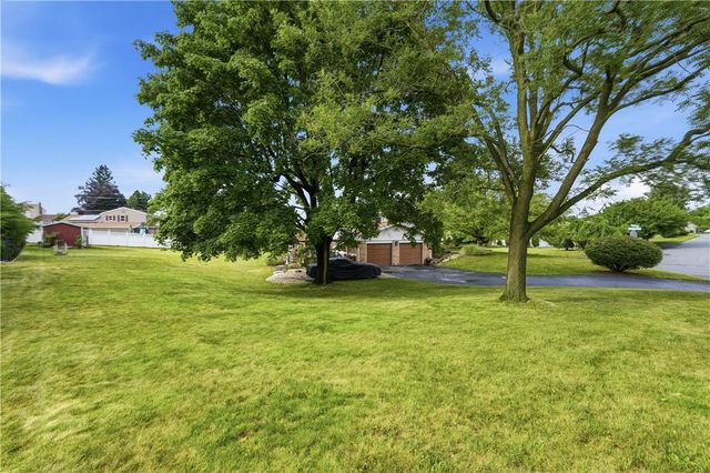 32 Robert Drive, Allentown City, PA 18104