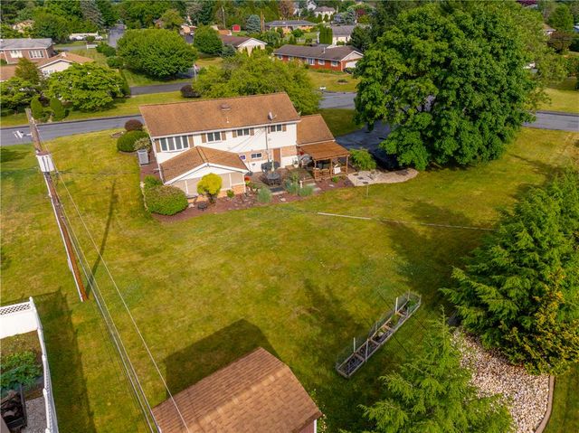32 Robert Drive, Allentown City, PA 18104