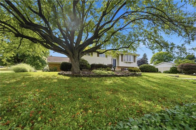 32 Robert Drive, Allentown City, PA 18104