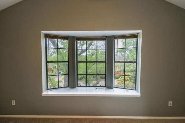 11901 Swearingen DR 15, Austin, TX 78758