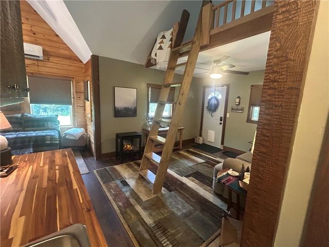 5298 Chihuahua Road, Higginsville, MO 64037