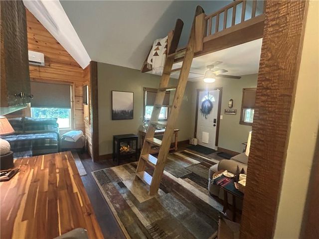 5298 Chihuahua Road, Higginsville, MO 64037