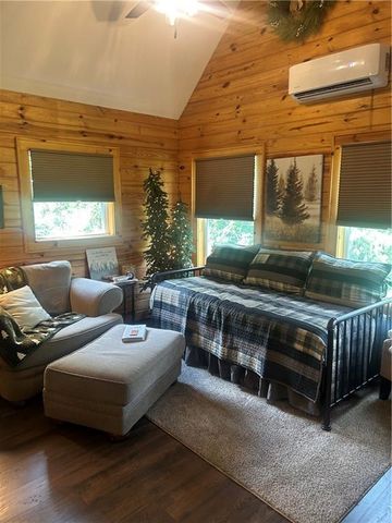 5298 Chihuahua Road, Higginsville, MO 64037