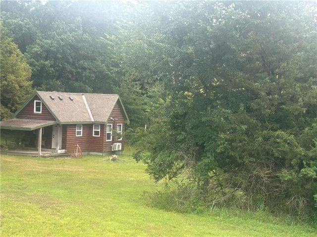 5298 Chihuahua Road, Higginsville, MO 64037