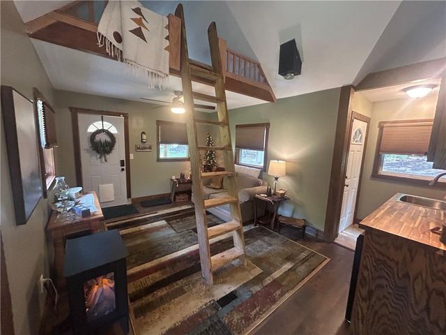 5298 Chihuahua Road, Higginsville, MO 64037