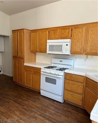 803 Seco Verde Avenue, Henderson, NV 89015
