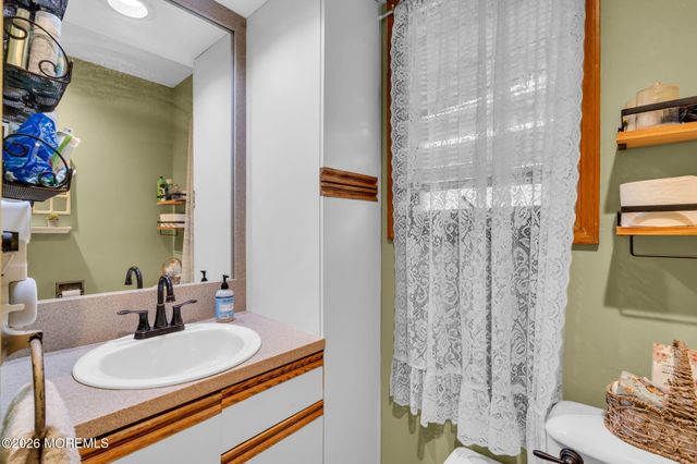 35 Marlboro Street, Morganville, NJ 07751