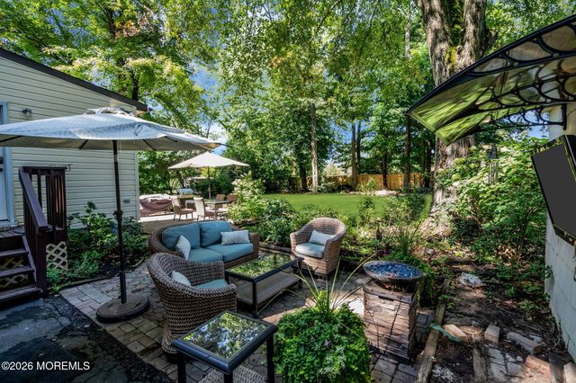 35 Marlboro Street, Morganville, NJ 07751
