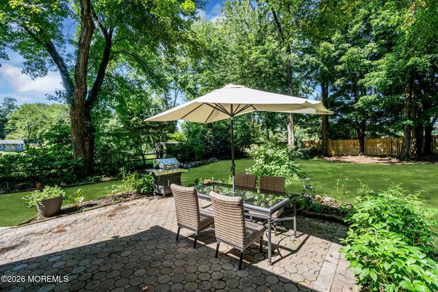 35 Marlboro Street, Morganville, NJ 07751