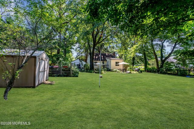 35 Marlboro Street, Morganville, NJ 07751