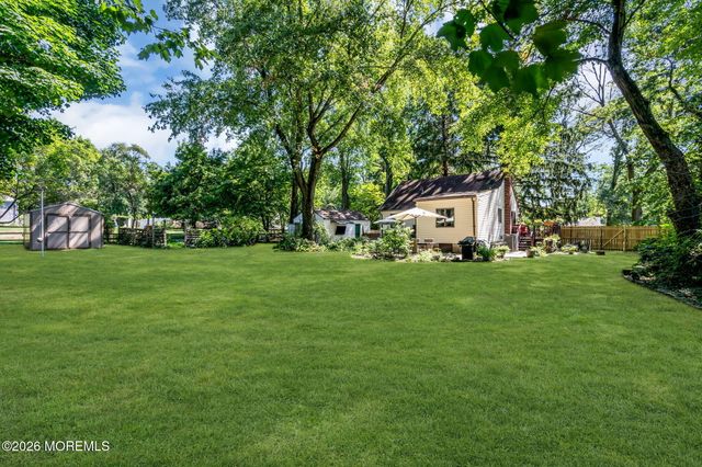 35 Marlboro Street, Morganville, NJ 07751