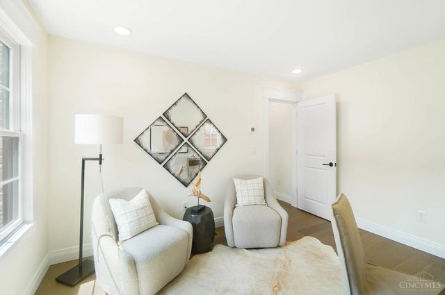 2800 Erie Avenue, Cincinnati, OH 45208