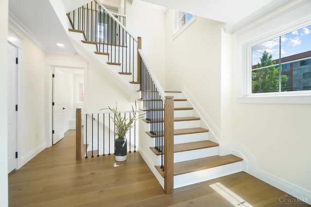 2800 Erie Avenue, Cincinnati, OH 45208